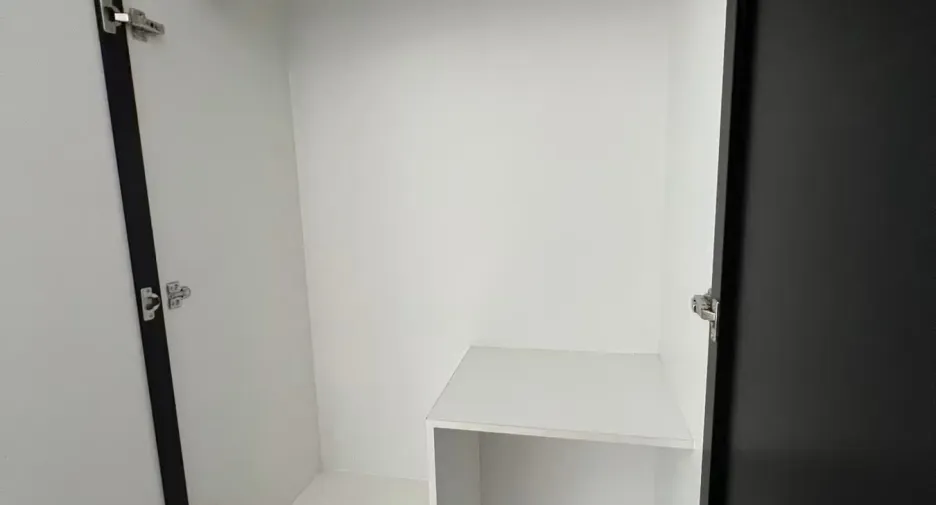 Wohnung zur Miete mit 1 Zimmer in Huai Khwang, Bangkok