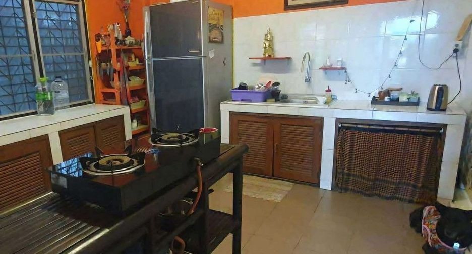 For rent 3 bedrooms house in Mueang Chiang Mai, Chiang Mai