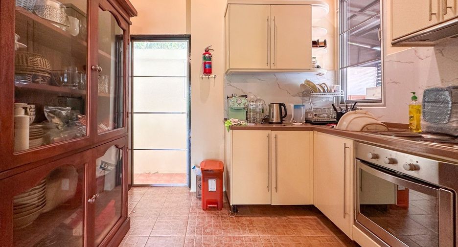À vendre 3 chambres villa à Pran Buri, Prachuap Khiri Khan