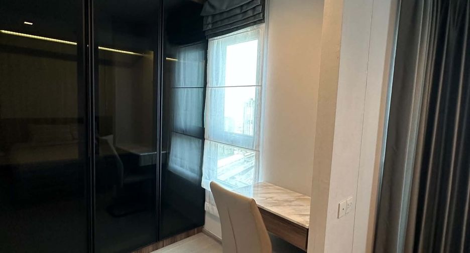 Condo en alquiler de 2 habitaciones en Thon Buri, Bangkok