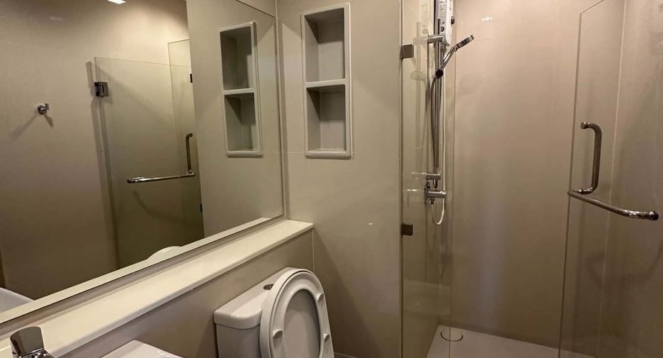 Condo en alquiler de 2 habitaciones en Thon Buri, Bangkok