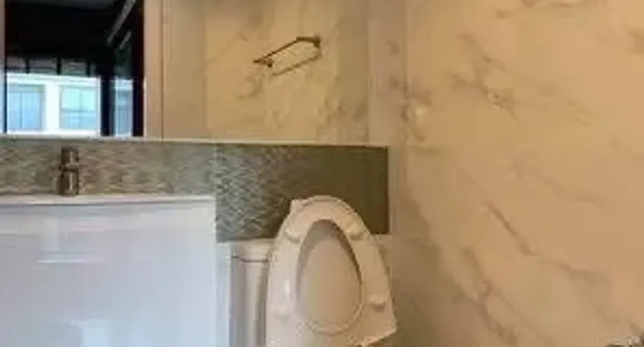 À vendre 1 chambre condo à Huai Khwang, Bangkok