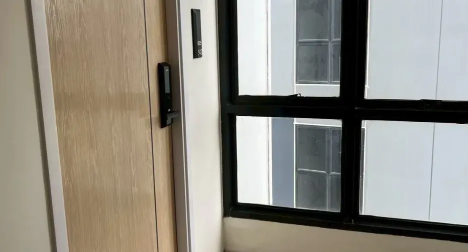 À vendre 1 chambre condo à Huai Khwang, Bangkok