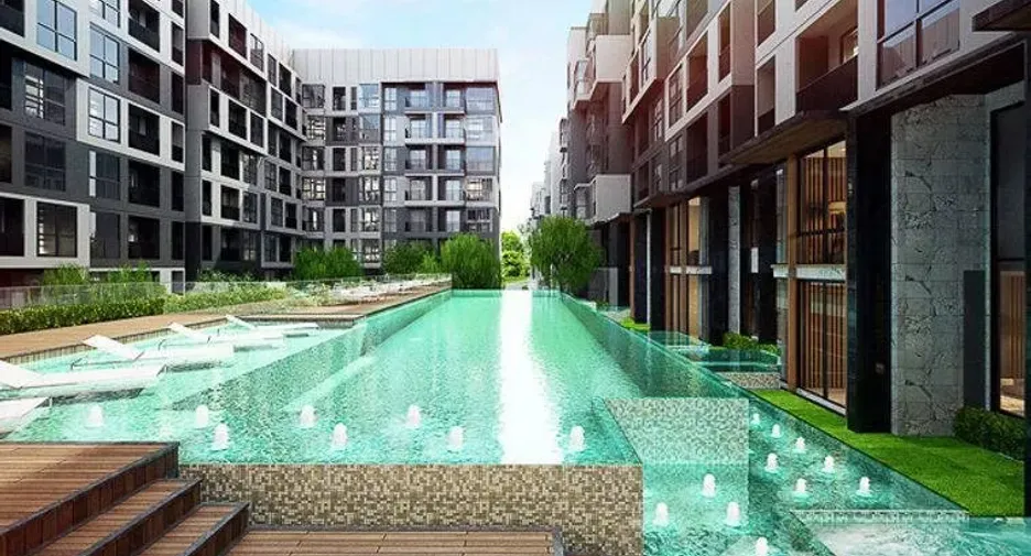 À vendre 1 chambre condo à Huai Khwang, Bangkok
