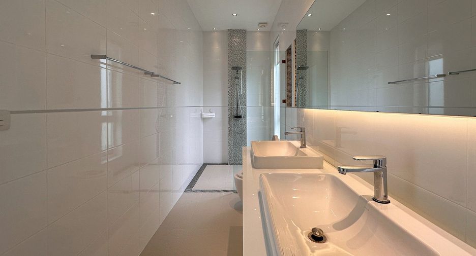 For rent 3 bedrooms villa in Hua Hin, Prachuap Khiri Khan