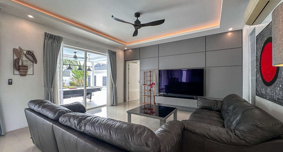 For rent 3 bedrooms villa in Hua Hin, Prachuap Khiri Khan
