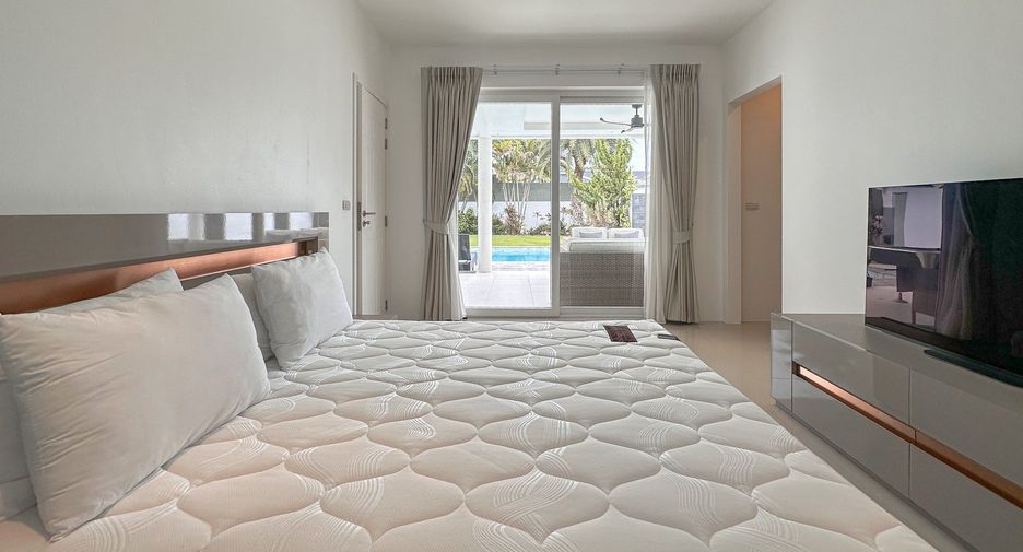 For rent 3 bedrooms villa in Hua Hin, Prachuap Khiri Khan
