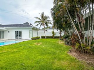 For rent 3 bedrooms villa in Hua Hin, Prachuap Khiri Khan