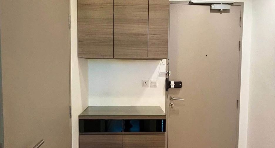 À louer 1 chambre condo à Phra Khanong, Bangkok
