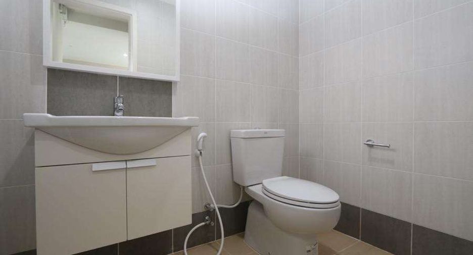 Haus zur Miete mit 3 Zimmer in Mueang Chiang Mai, Chiang Mai