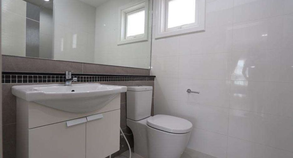 Haus zur Miete mit 3 Zimmer in Mueang Chiang Mai, Chiang Mai