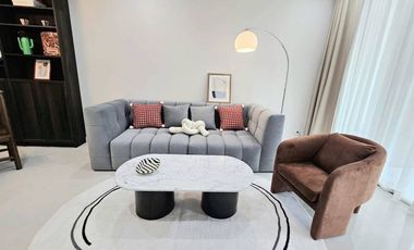 For rent 3 bedrooms villa in Saphan Sung, Bangkok
