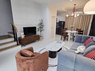 For rent 3 bedrooms villa in Saphan Sung, Bangkok