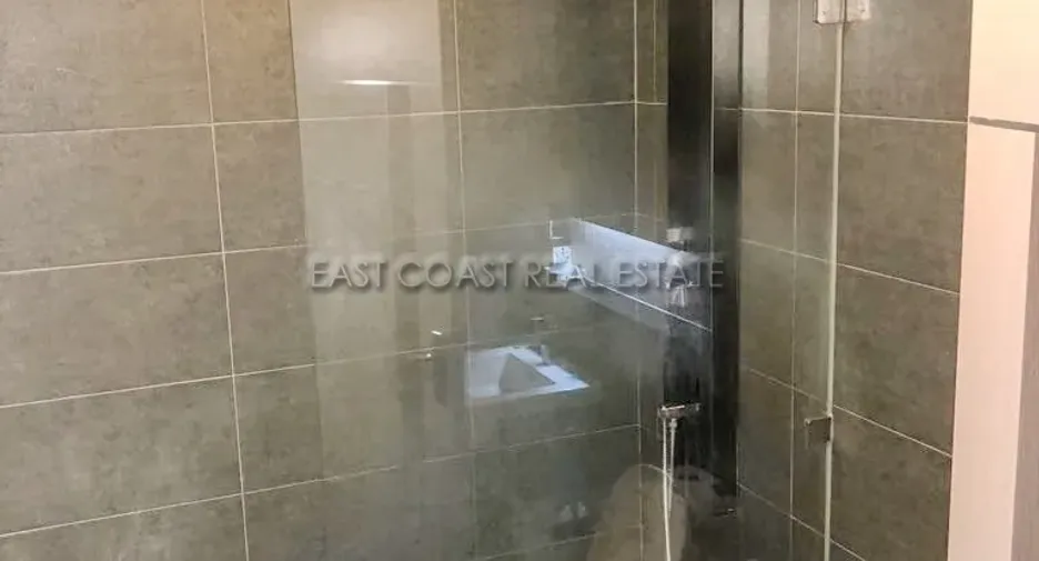 For sale 3 bedrooms condo in Bang Lamung, Chonburi