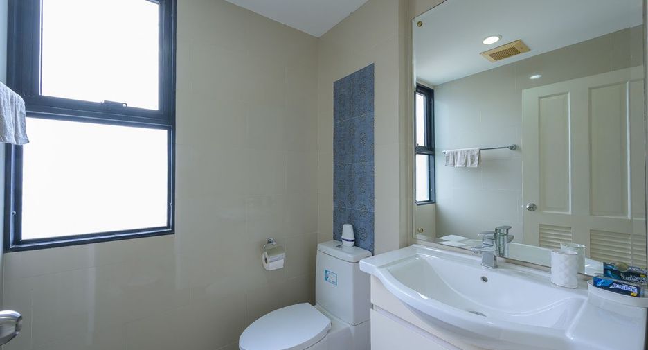 À louer 2 chambres condo à Bang Lamung, Chonburi