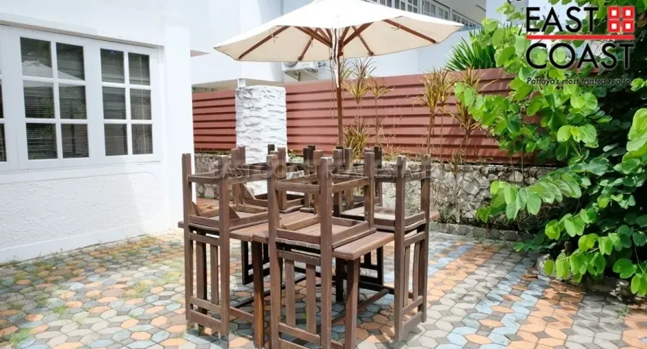 À louer 4 chambres maison à Jomtien, Pattaya