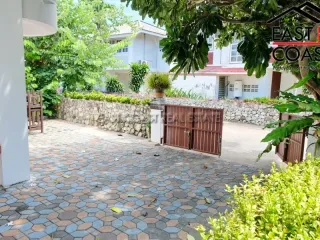 À louer 4 chambres maison à Bang Lamung, Chonburi