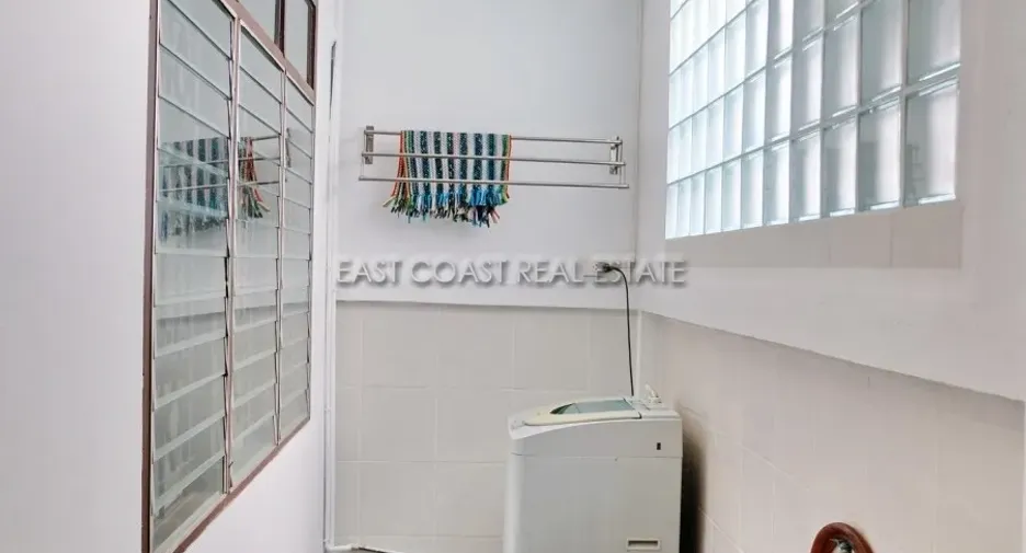 For rent 2 bedrooms house in Bang Lamung, Chonburi