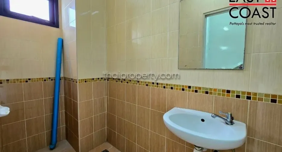 For sale retail Space in Bang Lamung, Chonburi