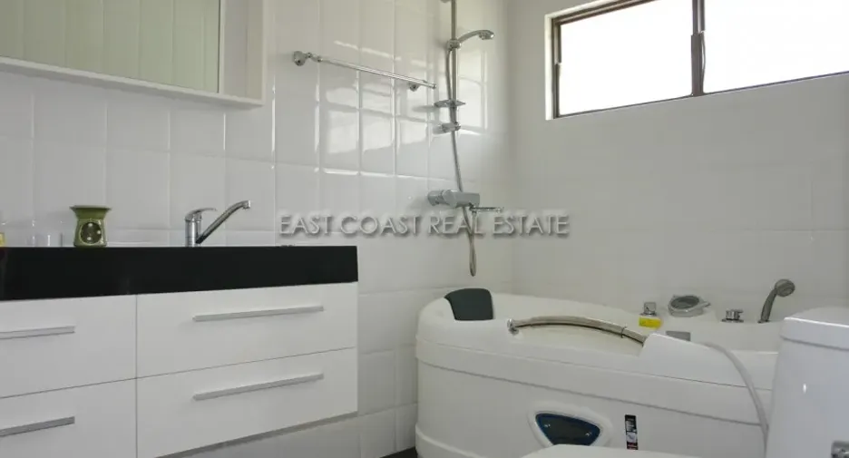 For rent 3 bedrooms house in Bang Lamung, Chonburi