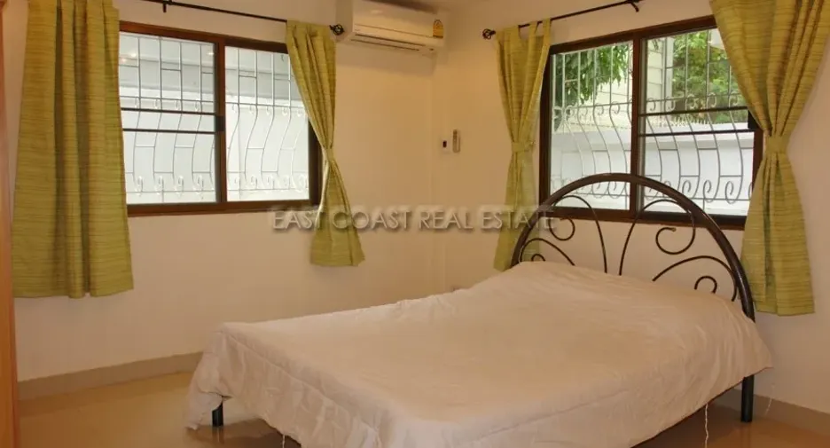 For rent 3 bedrooms house in Bang Lamung, Chonburi