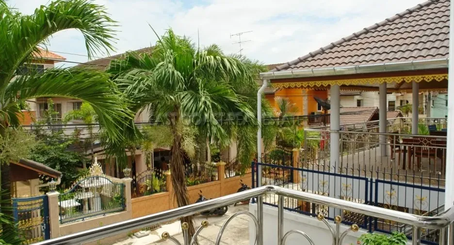For rent 3 bedrooms house in Bang Lamung, Chonburi