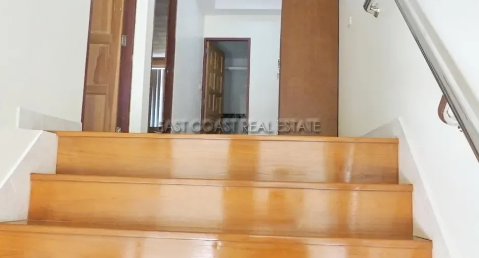 For rent 2 bedrooms house in Bang Lamung, Chonburi
