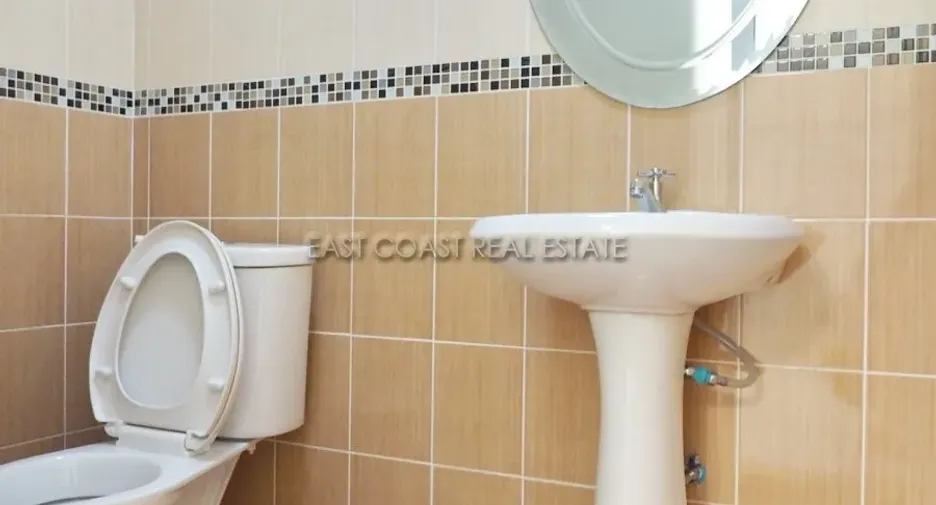 For rent 2 bedrooms house in Bang Lamung, Chonburi