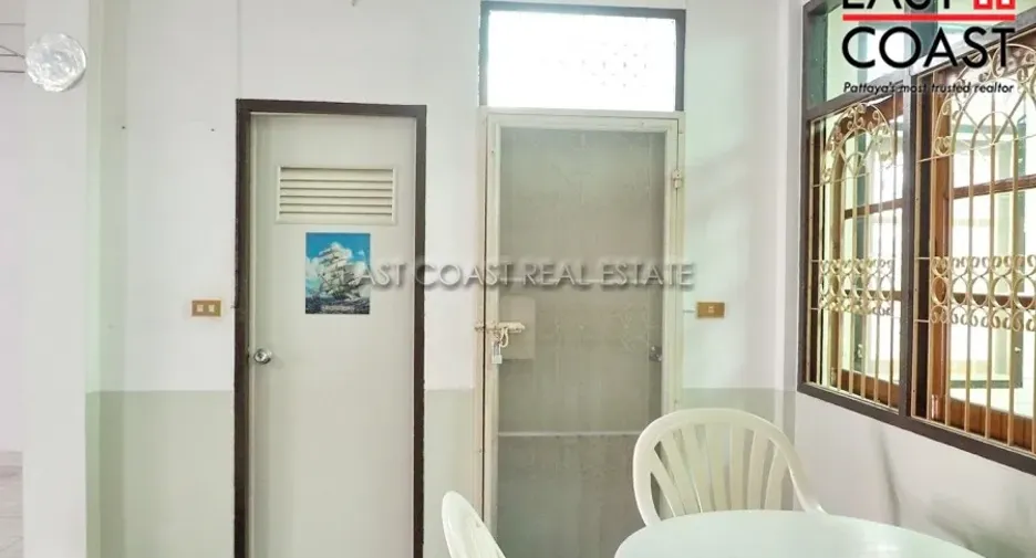 For rent and for sale 2 bedrooms house in Bang Lamung, Chonburi