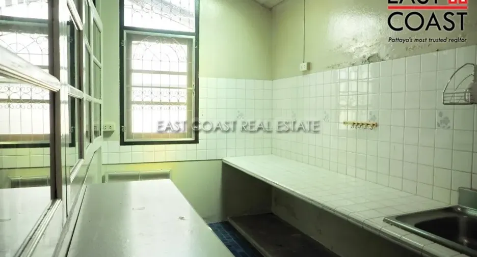 For rent and for sale 2 bedrooms house in Bang Lamung, Chonburi