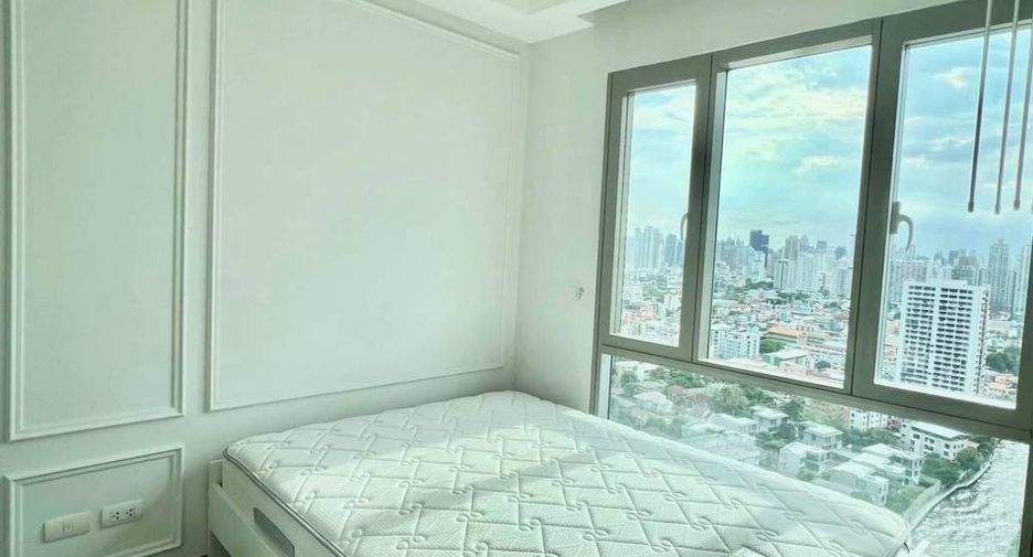 For rent 2 bedrooms condo in Watthana, Bangkok
