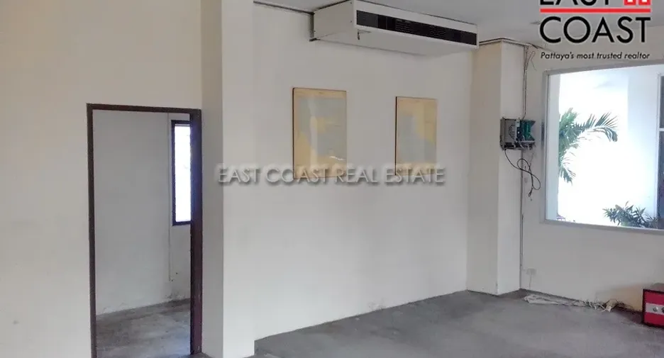 For sale retail Space in Na Jomtien, Pattaya