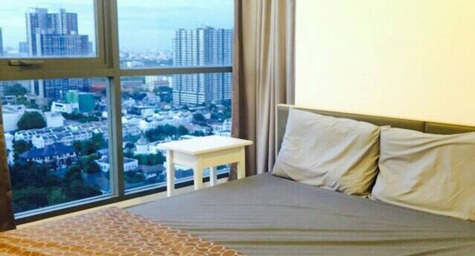 À louer 2 chambres condo à Phra Khanong, Bangkok