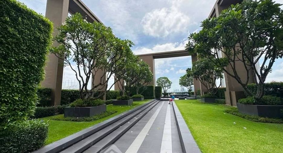 For rent 1 bed condo in Khlong Toei, Bangkok