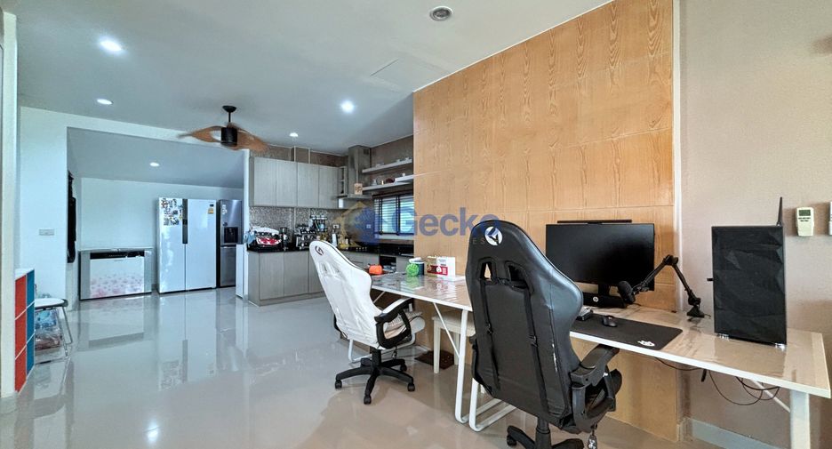 Haus zum Kauf mit 3 Zimmer in Bang Lamung, Chonburi
