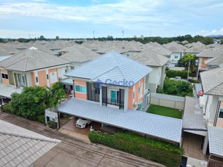 Haus zum Kauf mit 3 Zimmer in Bang Lamung, Chonburi