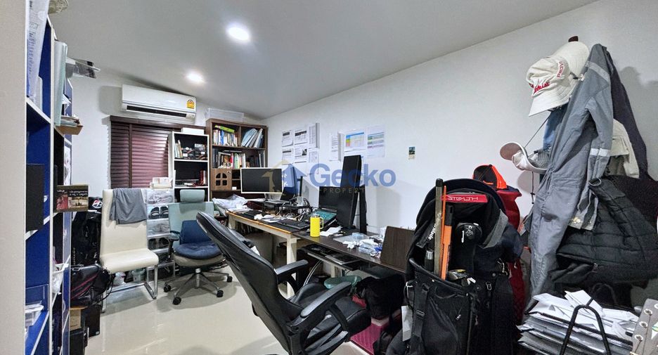 Haus zum Kauf mit 3 Zimmer in Bang Lamung, Chonburi