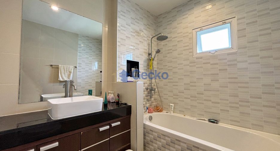 Haus zum Kauf mit 3 Zimmer in Bang Lamung, Chonburi