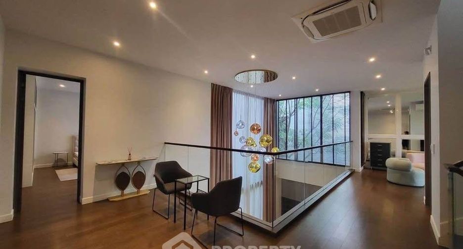 ให้เช่า 4 ห้องนอน บ้านเดี่ยว ใน บางกะปิ, กรุงเทพฯ