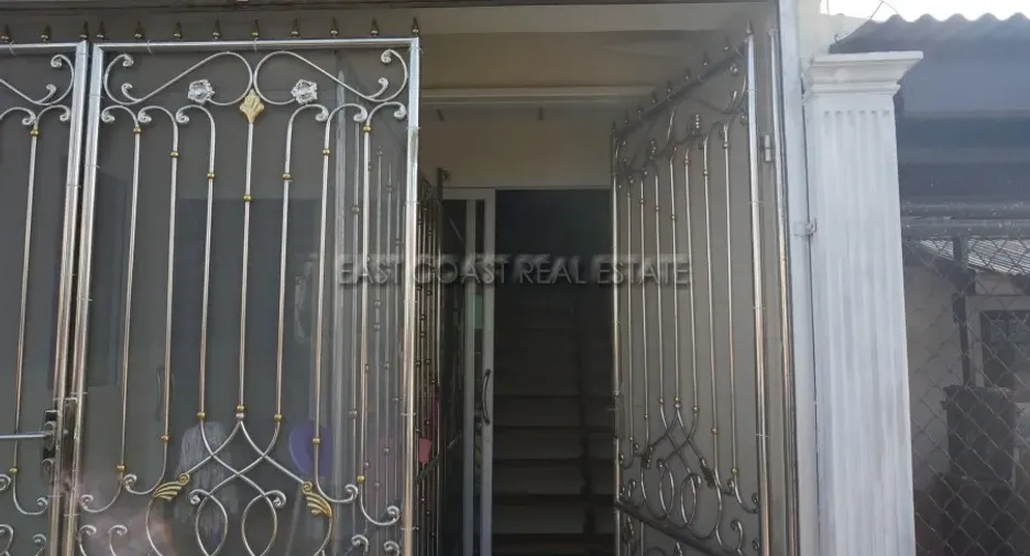 For rent 2 bedrooms house in Bang Lamung, Chonburi