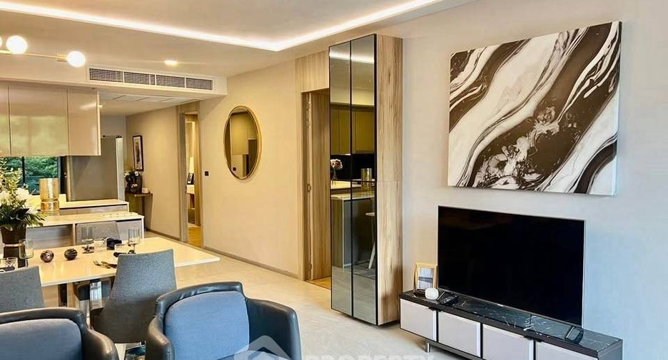 For rent 3 bedrooms condo in Watthana, Bangkok