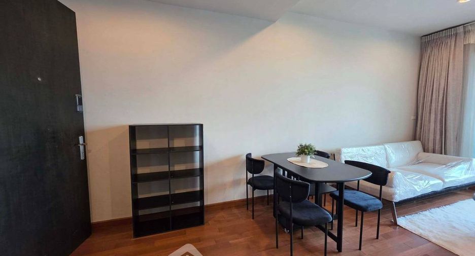 Condo en alquiler de 1 habitaciones en Pathum Wan, Bangkok