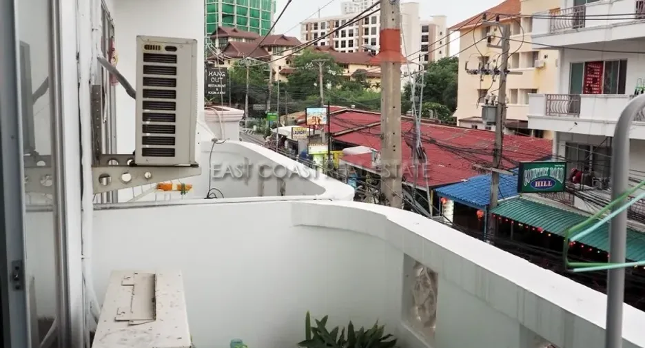 For sale retail Space in Bang Lamung, Chonburi