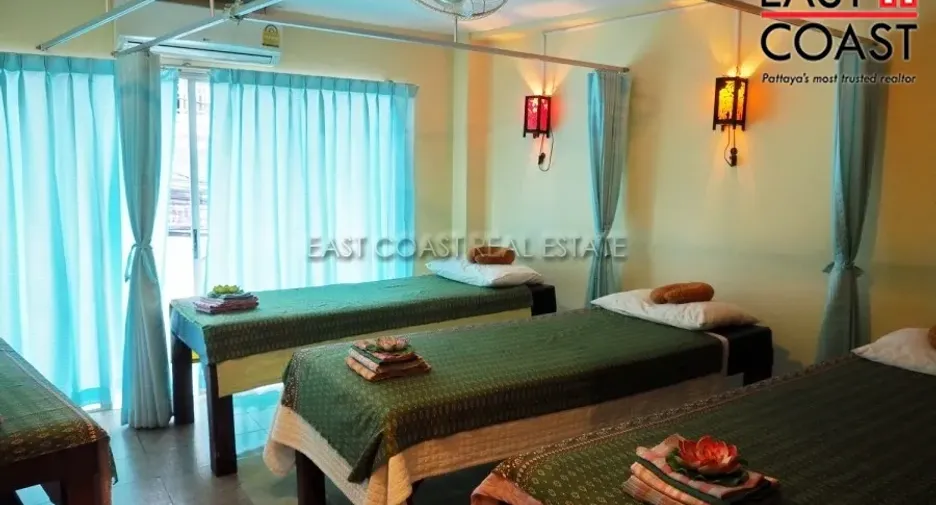 For sale retail Space in Bang Lamung, Chonburi