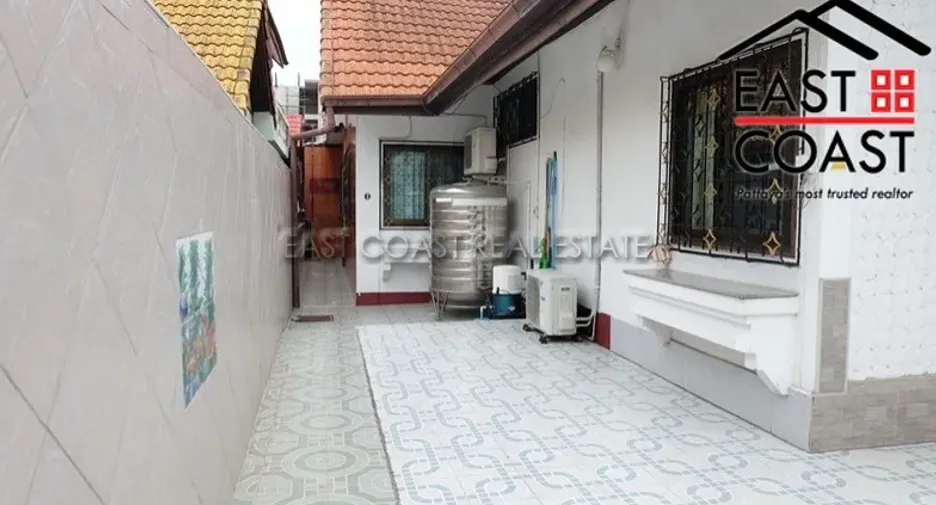 For rent and for sale 2 bedrooms house in Bang Lamung, Chonburi