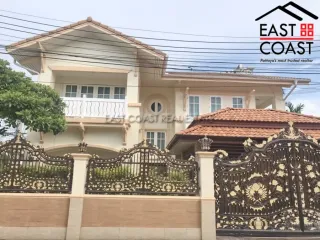 Haus zur Miete mit 4 Zimmer in Bang Lamung, Chonburi