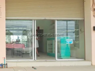 For rent そして for sale retail Space in Bang Lamung, Chonburi