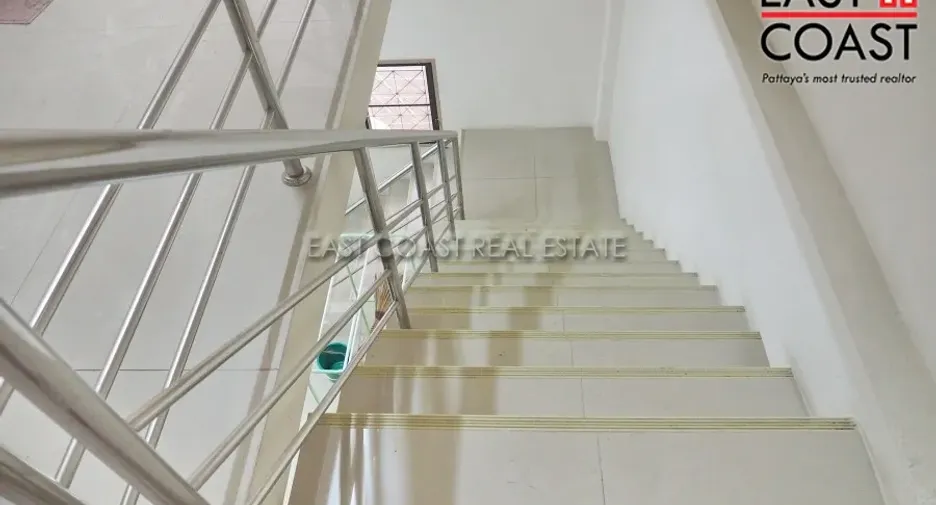For rent そして for sale retail Space in Bang Lamung, Chonburi