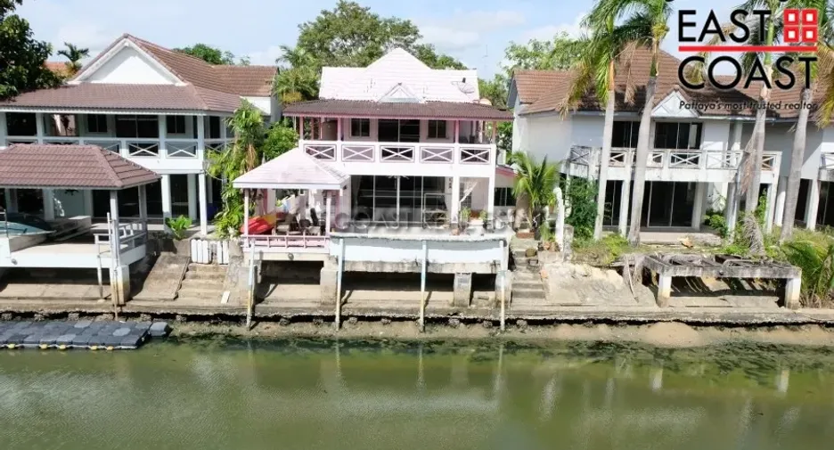 For rent 6 bedrooms house in Na Jomtien, Pattaya