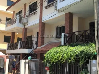 For rent and for sale 4 bedrooms house in Bang Lamung, Chonburi